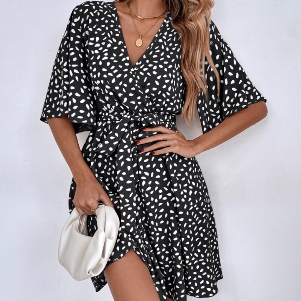 Boho dot print flounce  sleeve belted dress - Picture 11 of 11